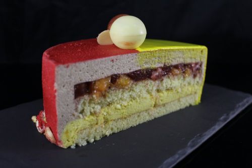 Galerija: Torta MANGO-JAGODA (autorski recept Nine Tarasove)